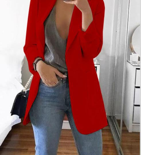 Eline | – Laiko patikrintas švarkas su elegantiška siluetu ir komfortu