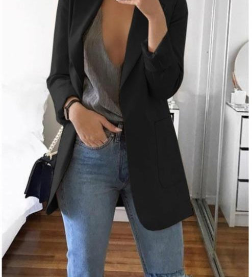 Eline | – Laiko patikrintas švarkas su elegantiška siluetu ir komfortu