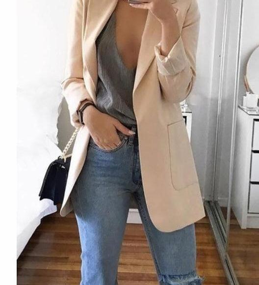 Eline | – Laiko patikrintas švarkas su elegantiška siluetu ir komfortu