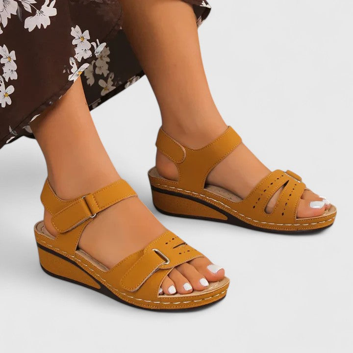 GUINEVERE | ORTOPEDINIAI SANDALAI